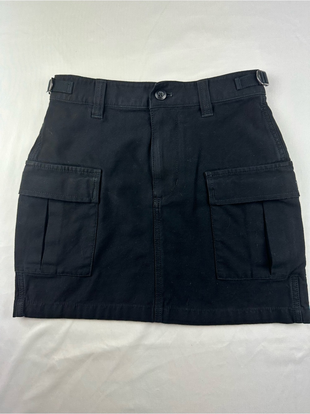 Aritzia TNA Black Cotton Twill Supply Cargo Mini Skirt Utility Festival Casual 0